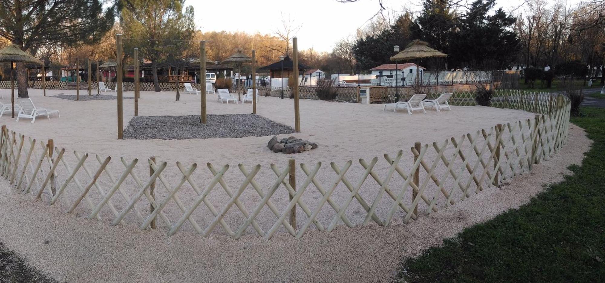 Camping Le Fief D'Anduze Exteriör bild