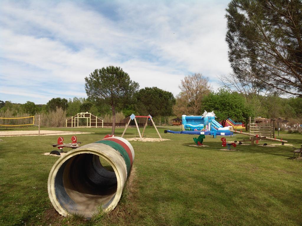Camping Le Fief D'Anduze Exteriör bild