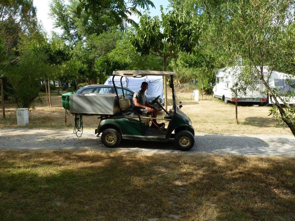 Camping Le Fief D'Anduze Exteriör bild