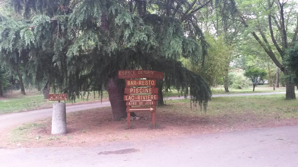 Camping Le Fief D'Anduze Exteriör bild