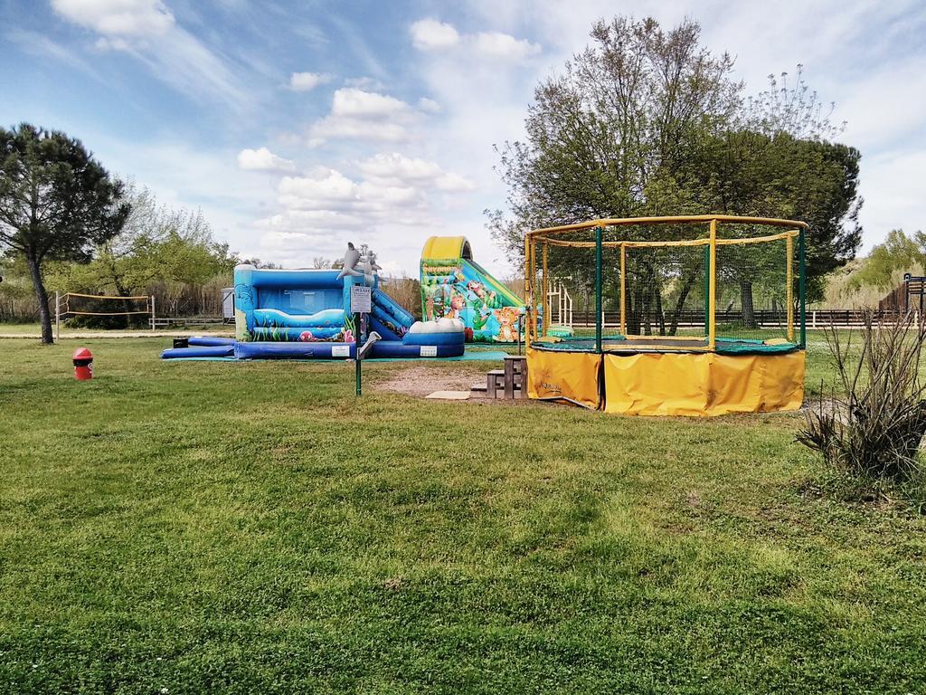 Camping Le Fief D'Anduze Exteriör bild